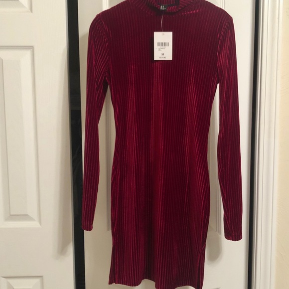 Forever 21 Red Long Sleeve Velvet Dress - Picture 5 of 5